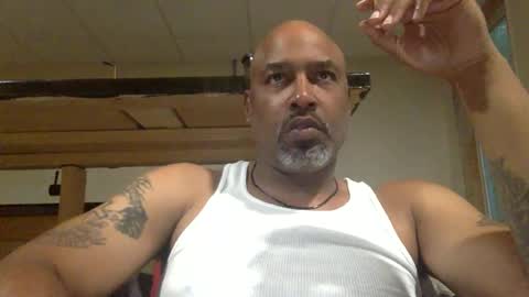 Snapshot of zionlion22 chatting on 05-19-26, 12:27 zionlion22 online show from 05-19-26, 12:27
