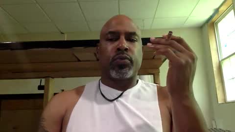 Snapshot of zionlion22 chatting on 05-25-26, 05:30 zionlion22 online show from 05-25-26, 05:30