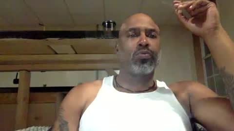 Snapshot of zionlion22 chatting on 06-17-26, 01:08 zionlion22 online show from 06-17-26, 01:08