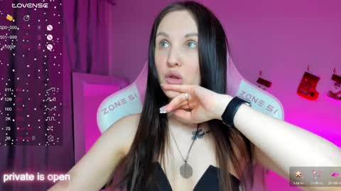 Snapshot of zlata__fox chatting on 12-22-24, 03:00 Zlata Mon Tue Thu Fri Sun Sa GMT 3 0000pm - 0600pm online show from 12-22-24, 03:00