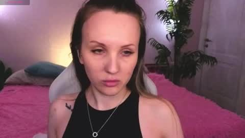 Snapshot of zlata__fox chatting on 04-24-26, 09:34 Zlata Mon Tue Thu Fri Sun Sa GMT 3 0000pm - 0600pm online show from 04-24-26, 09:34
