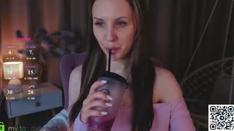 Snapshot of zlata__fox chatting on 06-18-26, 09:14 Zlata Mon Tue Thu Fri Sun Sa GMT 3 0000pm - 0600pm online show from 06-18-26, 09:14
