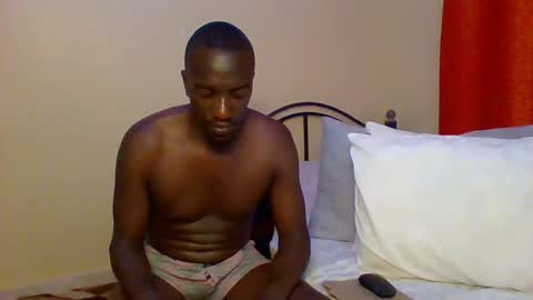 Zlatann2012 online show from 02-17-25, 04:26