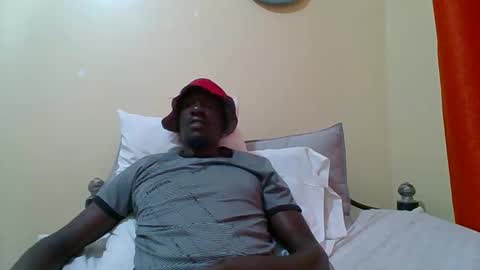 Zlatann2012 online show from 09-12-25, 12:27