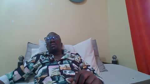 Zlatann2012 online show from 09-27-25, 09:25