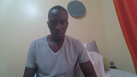 Zlatann2012 online show from 11-30-25, 07:01