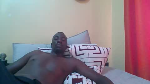 Zlatann2012 online show from 12-21-25, 10:11