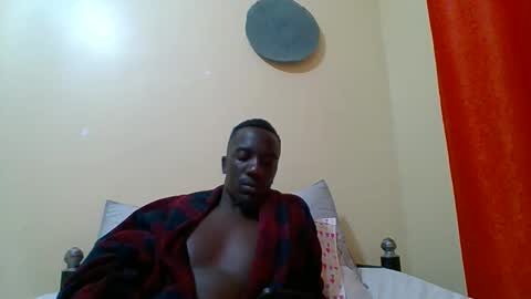 Zlatann2012 online show from 01-31-26, 07:11