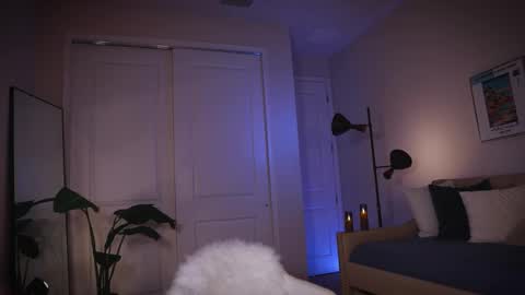 Zara  Join next live  at 5PM EST  online show from 11-11-25, 11:49