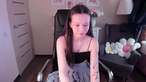 Snapshot of zoay_zoay chatting on 06-22-26, 10:34 Zoay online show from 06-22-26, 10:34