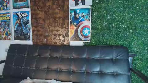 Snapshot of zoe__kravits__ chatting on 10-01-25, 01:17 online show from 10-01-25, 01:17