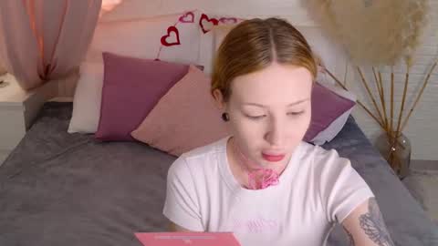 Im Zoe online show from 02-11-26, 01:38