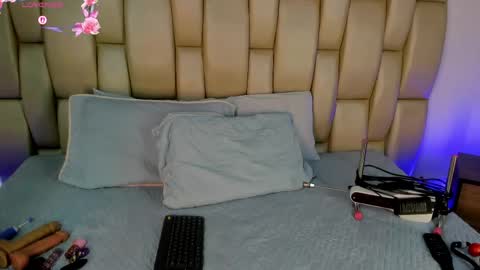 Your new obsession online show from 04-21-26, 12:44