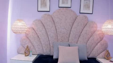 Snapshot of zoe_blosson chatting on 04-26-26, 02:20 zoe_blosson online show from 04-26-26, 02:20