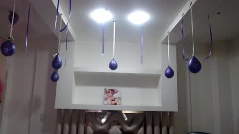 Z O E online show from 11-23-25, 12:38