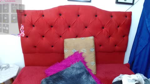 Zoe online show from 12-21-24, 08:54