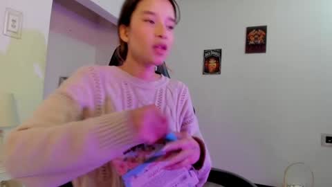 zoe_dear online show from 04-15-26, 07:58