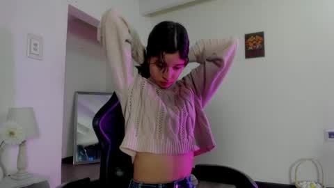 Snapshot of zoe_dear chatting on 04-21-26, 10:12 zoe_dear online show from 04-21-26, 10:12