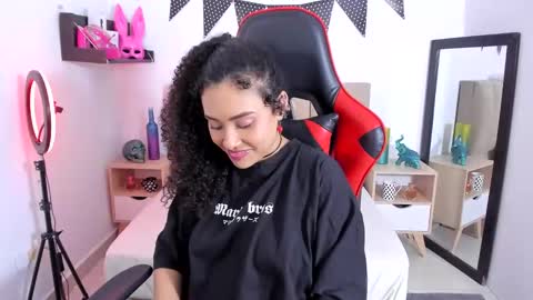 Zoe Gruber online show from 12-01-24, 11:25