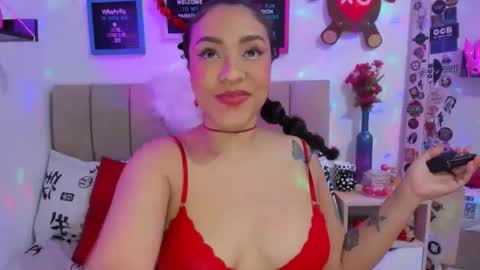 Zoe Gruber online show from 02-13-25, 02:23