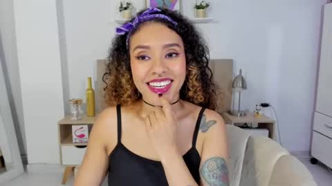 Zoe Gruber online show from 07-23-26, 01:19