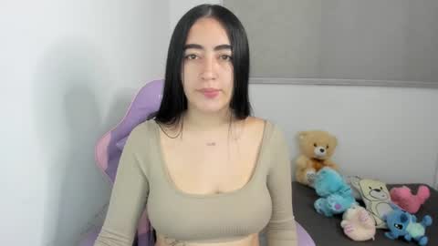 Snapshot of zoe_jones7 chatting on 06-09-26, 03:51 zoe_jones7 online show from 06-09-26, 03:51
