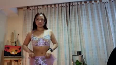 Snapshot of zoe_khall chatting on 05-21-26, 03:46 ZOE online show from 05-21-26, 03:46