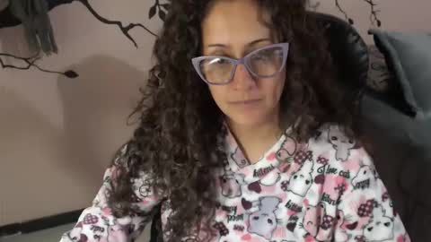 Zoe Koller online show from 10-16-25, 11:33