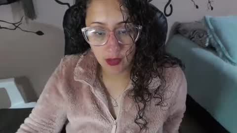 Zoe Koller online show from 10-27-25, 11:25