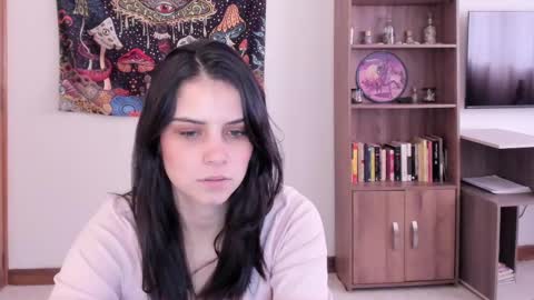 Zoe  online show from 02-25-25, 09:46