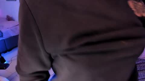 Zoe Lynch online show from 04-21-26, 12:00