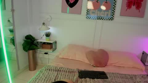 Snapshot of zoe_lynch_ chatting on 06-01-26, 12:07 Zoe Lynch online show from 06-01-26, 12:07