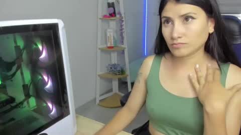 Zoe online show from 01-16-26, 03:21