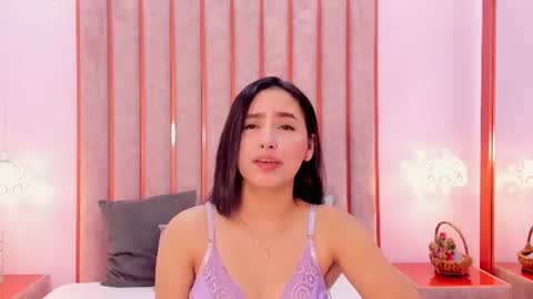 Snapshot of zoe_monrow chatting on 06-23-26, 12:14 Zoe Monrow online show from 06-23-26, 12:14