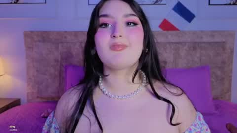 zoe_moon__ online show from 07-05-26, 02:35