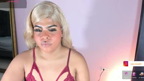 zoe_rosee4 online show from 04-28-26, 09:14