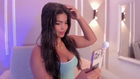 Zoe online show from 11-05-25, 02:55