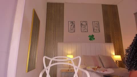 Hi guys i am Zoe  online show from 03-14-26, 11:59