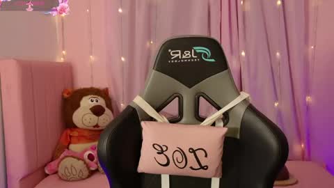 Snapshot of zoe_sullivan_ chatting on 05-15-26, 09:16 zoe_sullivan_ online show from 05-15-26, 09:16