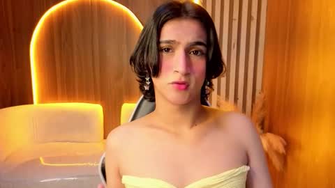 Snapshot of zoe_tp chatting on 02-07-26, 01:04 Zoe online show from 02-07-26, 01:04