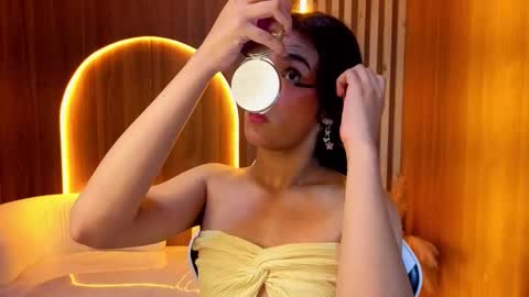 Snapshot of zoe_tp chatting on 02-08-26, 01:03 Zoe online show from 02-08-26, 01:03