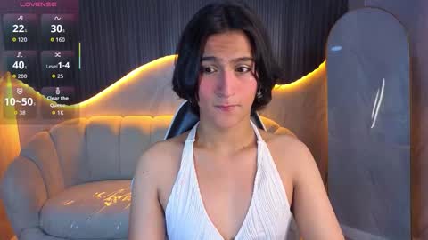 Snapshot of zoe_tp chatting on 02-17-26, 08:15 Zoe online show from 02-17-26, 08:15