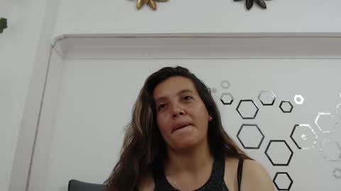 Snapshot of zoe_velvet chatting on 11-12-25, 10:20 Carolina online show from 11-12-25, 10:20