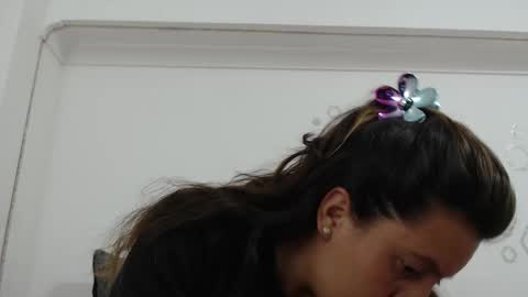 Snapshot of zoe_velvet chatting on 11-13-25, 08:52 Carolina online show from 11-13-25, 08:52