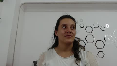 Snapshot of zoe_velvet chatting on 11-19-25, 08:42 Carolina online show from 11-19-25, 08:42