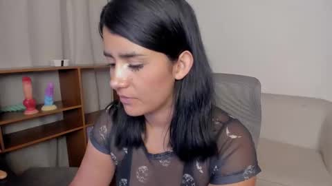 Zoe online show from 04-12-26, 02:16