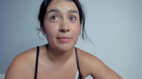 Snapshot of zoe_wattson chatting on 05-08-26, 01:55 Zoe online show from 05-08-26, 01:55