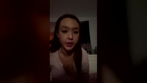 zoeapolo online show from 02-02-26, 02:32