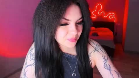 Snapshot of zoedrift chatting on 02-04-26, 03:29 zoedrift online show from 02-04-26, 03:29