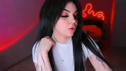 Snapshot of zoedrift chatting on 02-13-26, 05:53 zoedrift online show from 02-13-26, 05:53